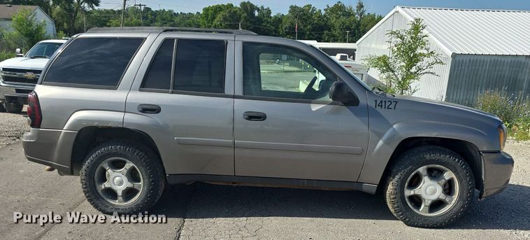 image for item DQ4447 2007 Chevrolet Trailblazer LS SUV