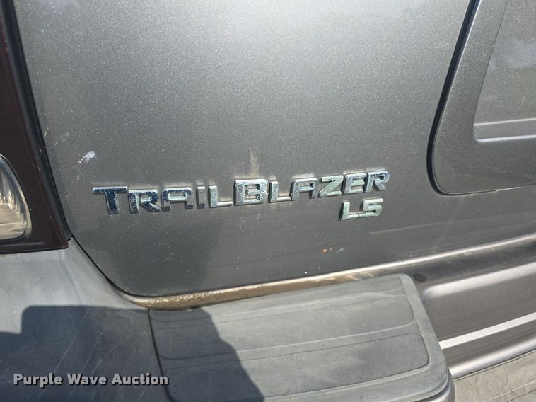 image for item DQ4447 2007 Chevrolet Trailblazer LS SUV