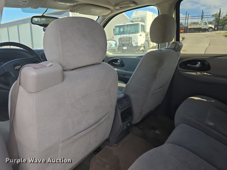 image for item DQ4447 2007 Chevrolet Trailblazer LS SUV