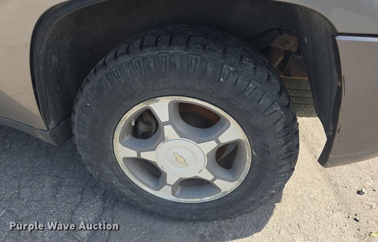image for item DQ4447 2007 Chevrolet Trailblazer LS SUV