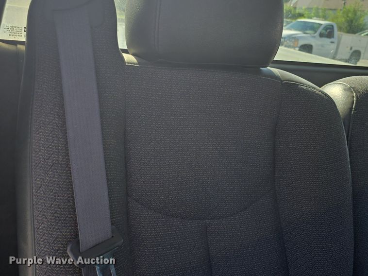 image for item DQ4448 2003 Chevrolet  Silverado 1500  pickup truck