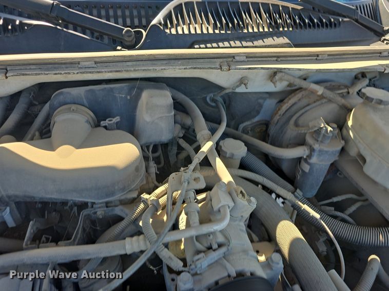 image for item DQ4448 2003 Chevrolet  Silverado 1500  pickup truck