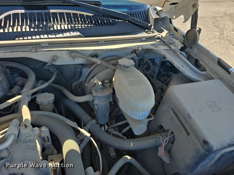 image for item DQ4448 2003 Chevrolet  Silverado 1500  pickup truck