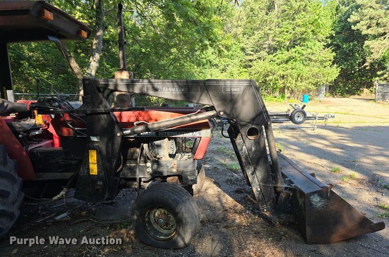 image for item DQ4453 1992 Case IH 695 tractor