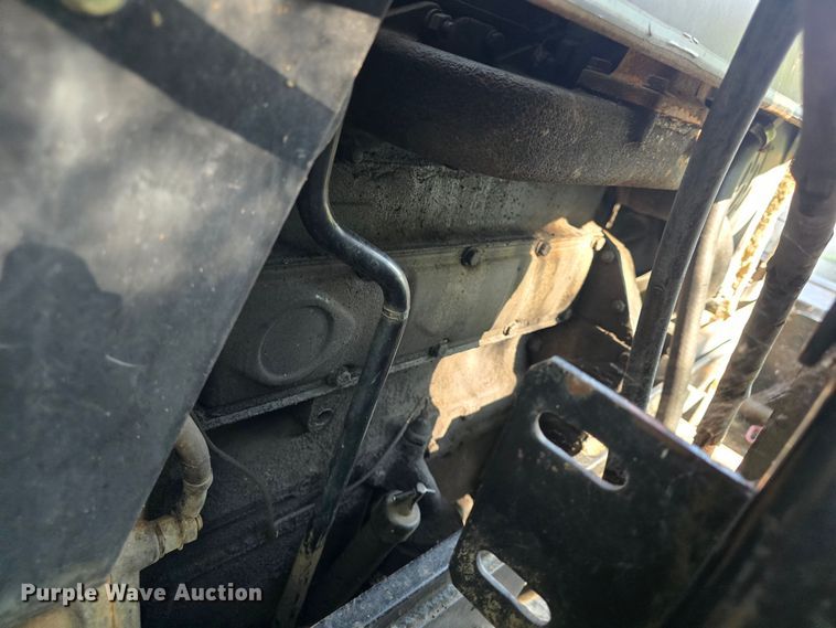 image for item DQ4453 1992 Case IH 695 tractor