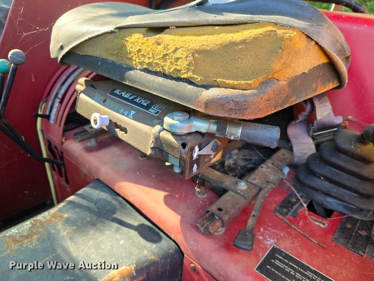 image for item DQ4453 1992 Case IH 695 tractor