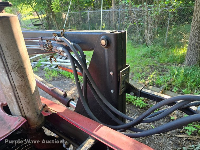 image for item DQ4453 1992 Case IH 695 tractor