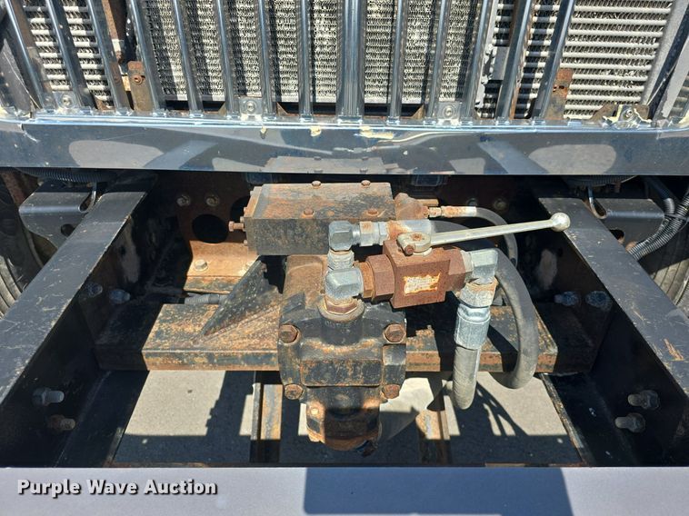 image for item DQ4458 2007 International  7300 dump truck