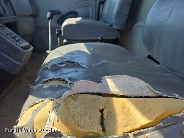 image for item DQ4458 2007 International  7300 dump truck