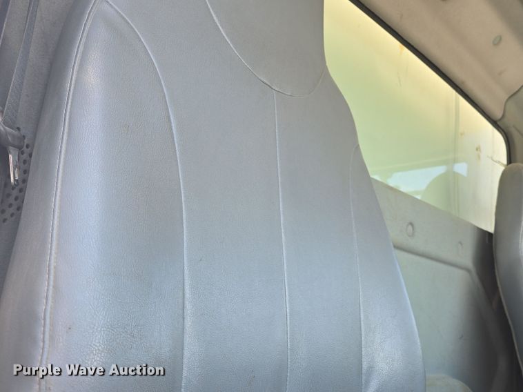 image for item DQ4458 2007 International  7300 dump truck