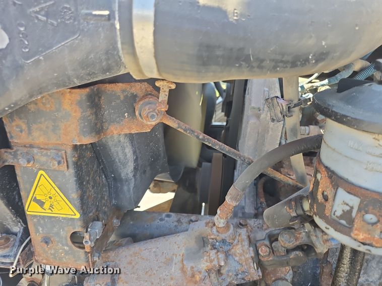 image for item DQ4458 2007 International  7300 dump truck