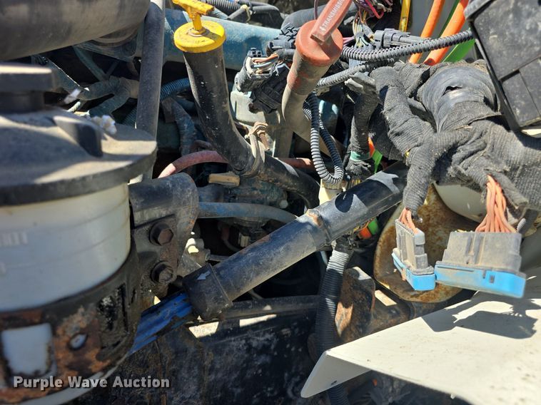 image for item DQ4458 2007 International  7300 dump truck