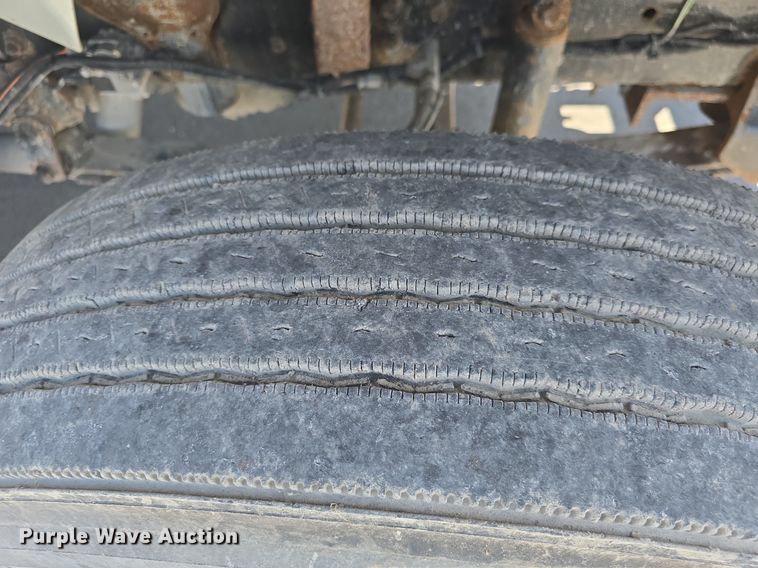 image for item DQ4458 2007 International  7300 dump truck