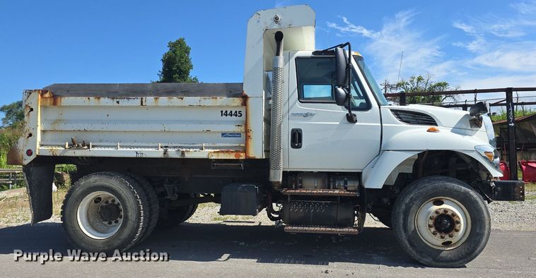 image for item DQ4459 2014 International  WorkStar 7300 dump truck