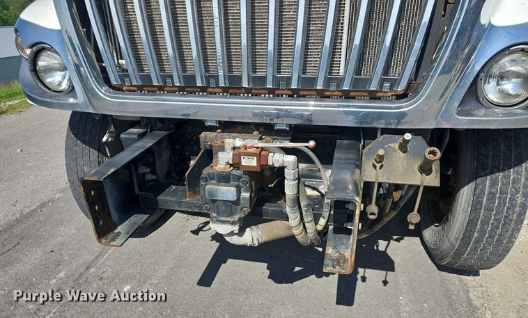 image for item DQ4459 2014 International  WorkStar 7300 dump truck