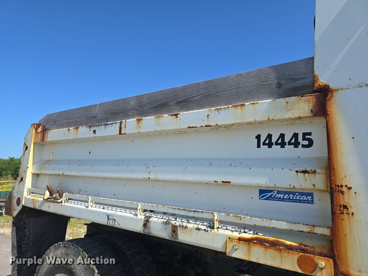 image for item DQ4459 2014 International  WorkStar 7300 dump truck