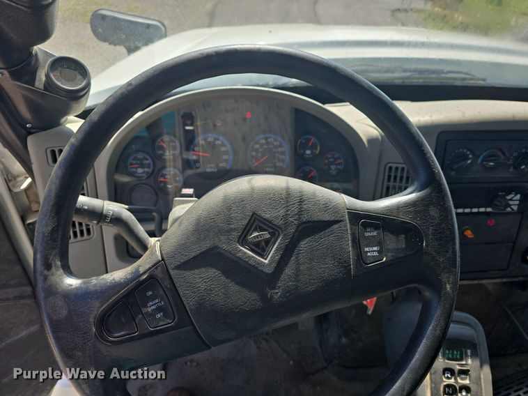 image for item DQ4459 2014 International  WorkStar 7300 dump truck