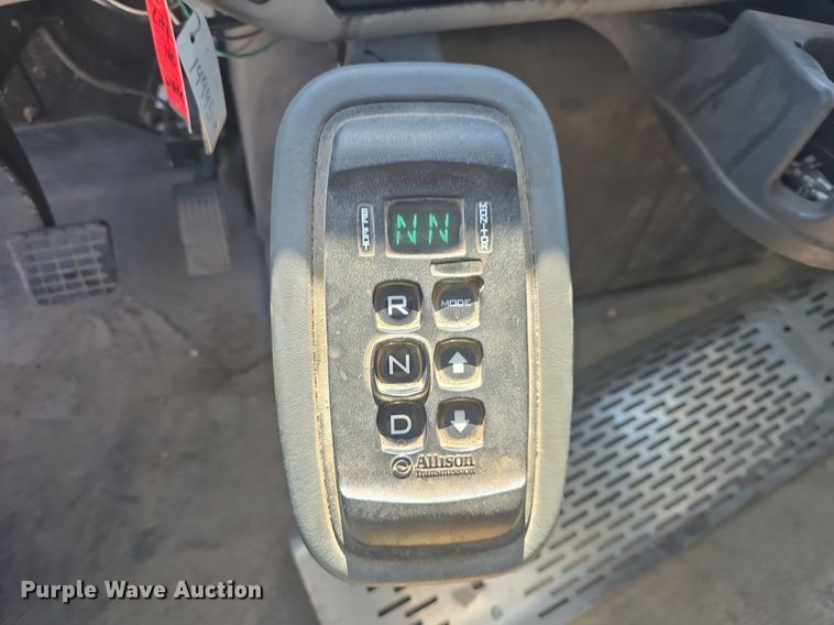 image for item DQ4459 2014 International  WorkStar 7300 dump truck