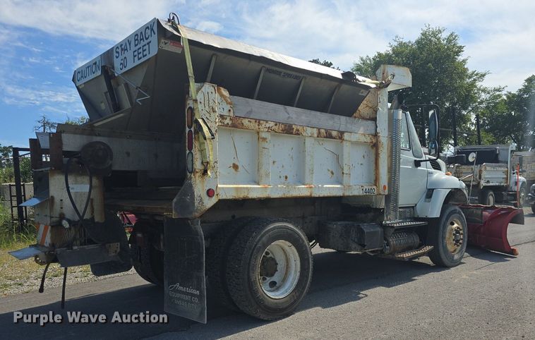 image for item DQ4460 2008 International Workstar 7300 dump truck