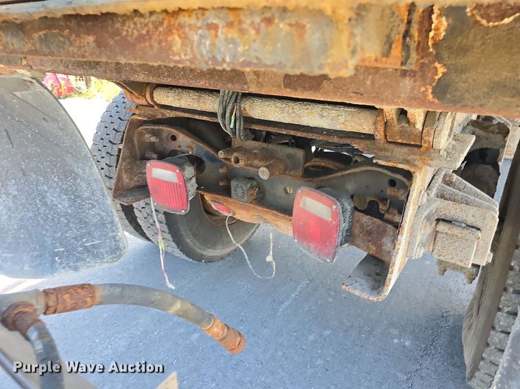 image for item DQ4460 2008 International Workstar 7300 dump truck