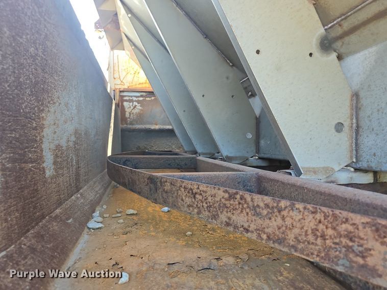 image for item DQ4460 2008 International Workstar 7300 dump truck