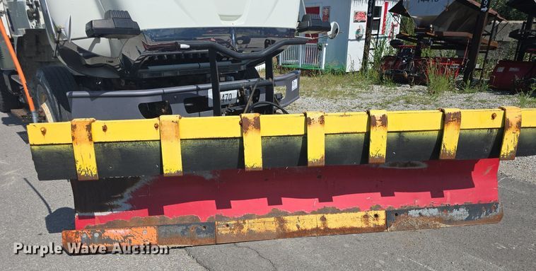 image for item DQ4460 2008 International Workstar 7300 dump truck