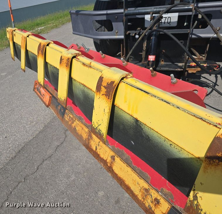 image for item DQ4460 2008 International Workstar 7300 dump truck