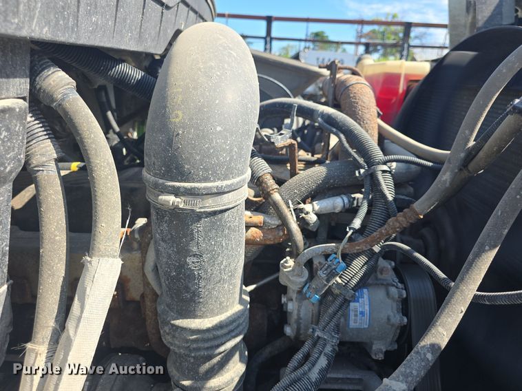 image for item DQ4460 2008 International Workstar 7300 dump truck