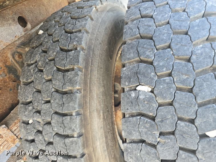 image for item DQ4460 2008 International Workstar 7300 dump truck