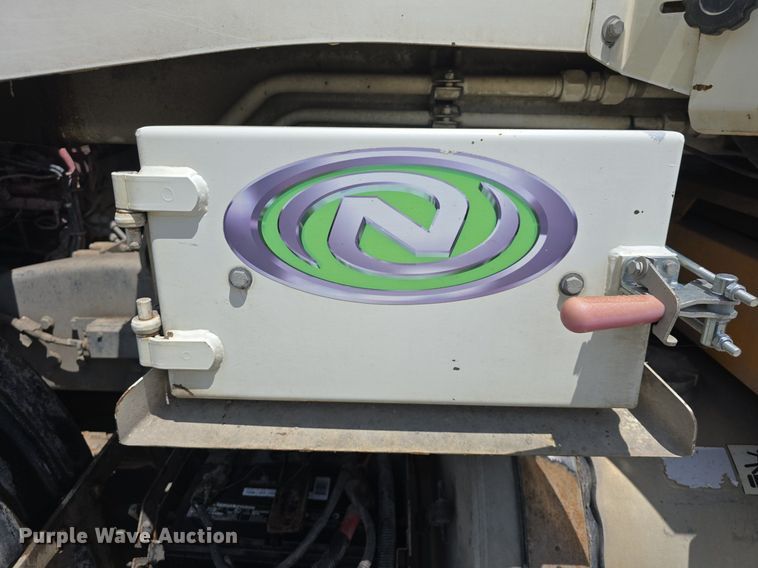 image for item DQ4461 2015 Autocar Xpeditor ACX42 refuse truck