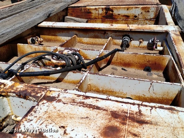 image for item DQ6134 1968 Load King 2521F lowboy equipment trailer