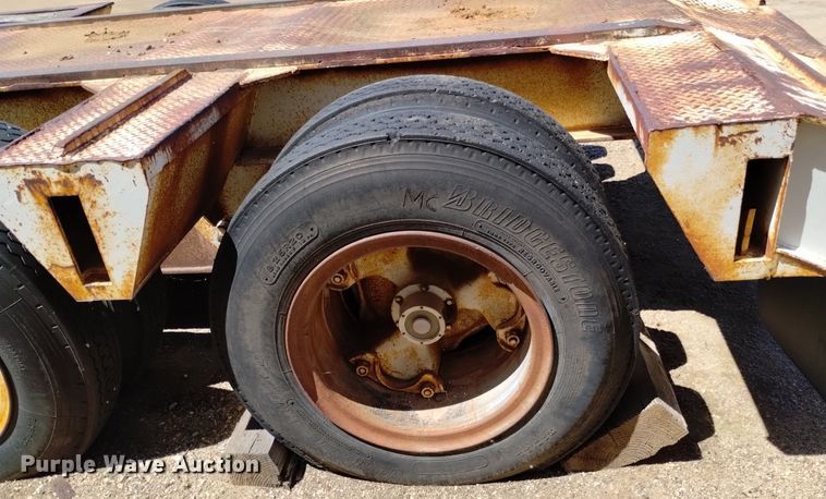 image for item DQ6134 1968 Load King 2521F lowboy equipment trailer