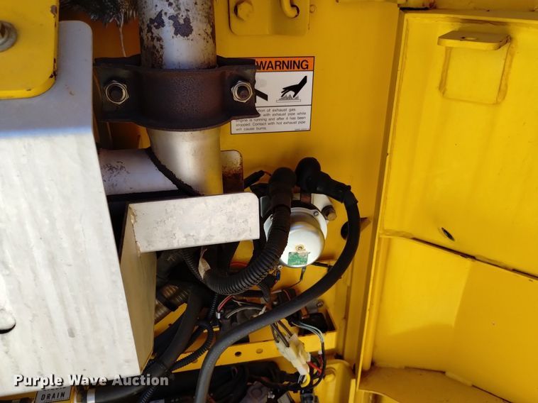 image for item DQ6139 2012 Sakai GW750-2 combination vibratory roller