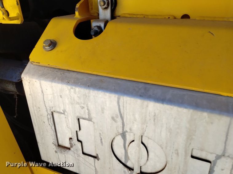 image for item DQ6139 2012 Sakai GW750-2 combination vibratory roller