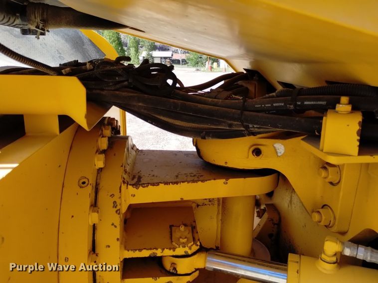 image for item DQ6139 2012 Sakai GW750-2 combination vibratory roller