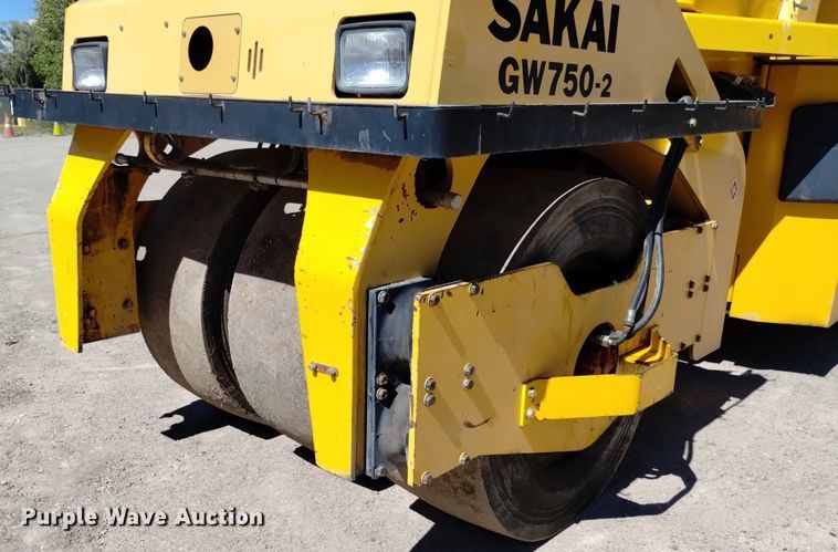 image for item DQ6139 2012 Sakai GW750-2 combination vibratory roller