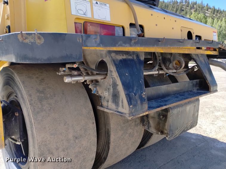 image for item DQ6139 2012 Sakai GW750-2 combination vibratory roller