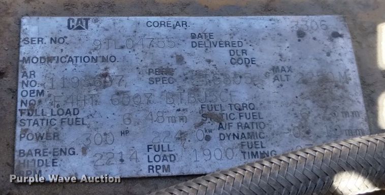 image for item DQ6140 1995 Ford LT9000 dump truck