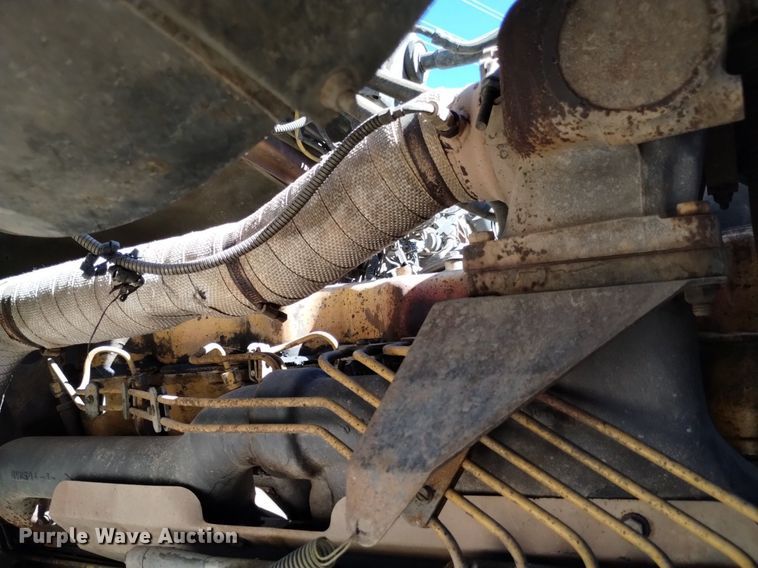 image for item DQ6140 1995 Ford LT9000 dump truck