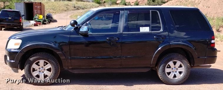 image for item DQ6152 2010 Ford  Explorer SUV
