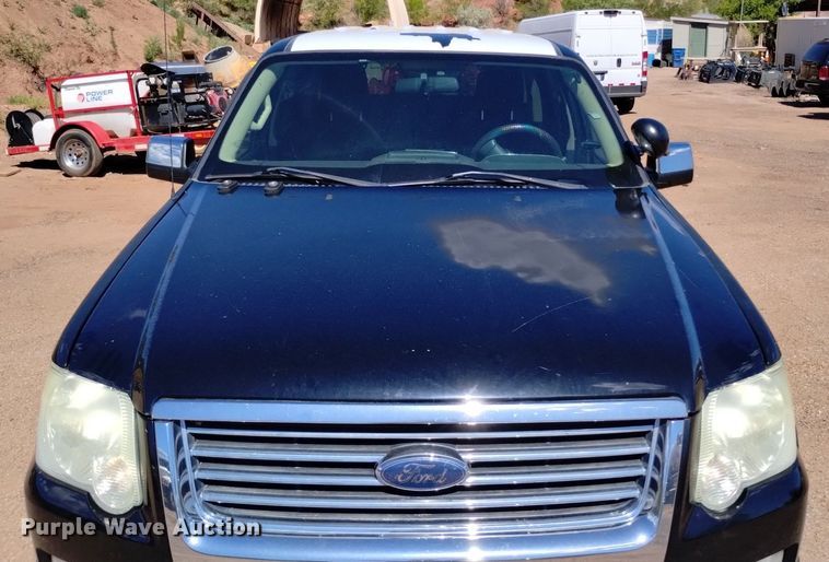 image for item DQ6152 2010 Ford  Explorer SUV