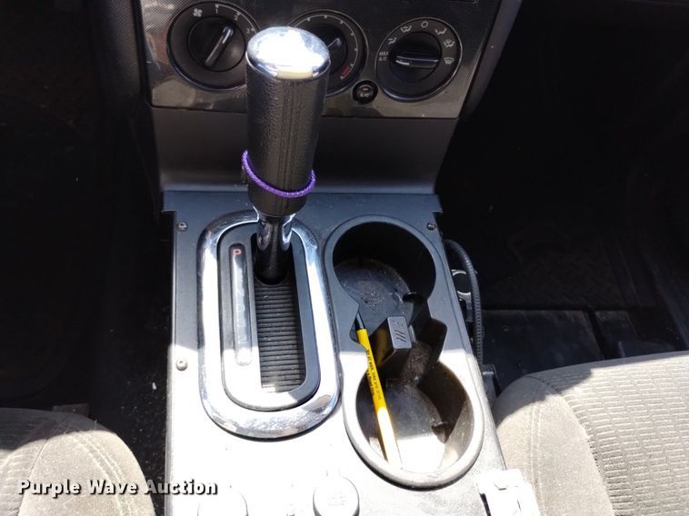 image for item DQ6152 2010 Ford  Explorer SUV