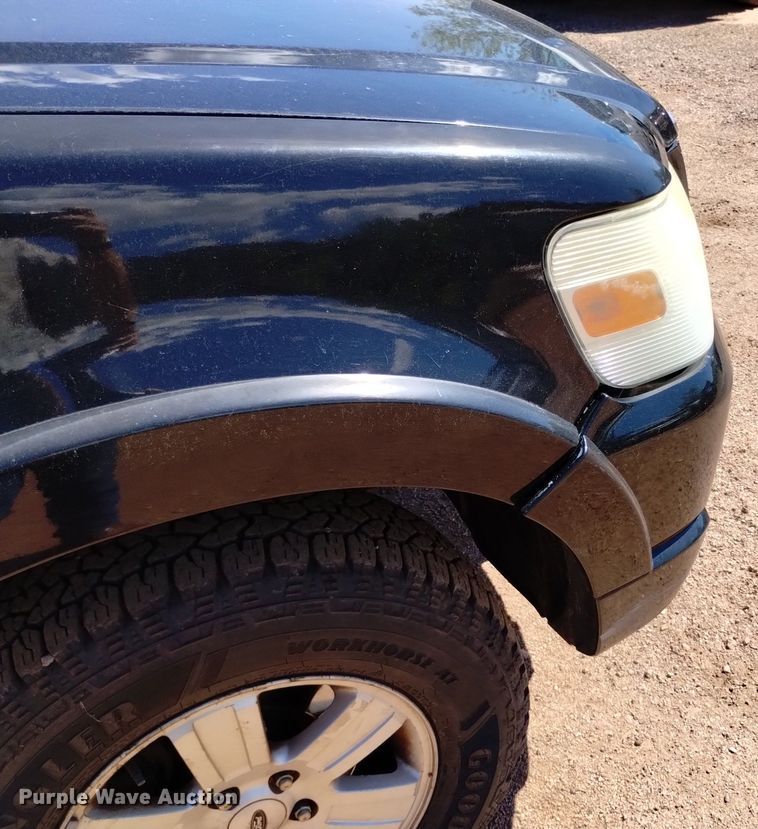 image for item DQ6152 2010 Ford  Explorer SUV