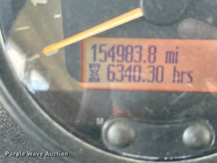 image for item DQ6832 2005 Bluebird Vision school bus