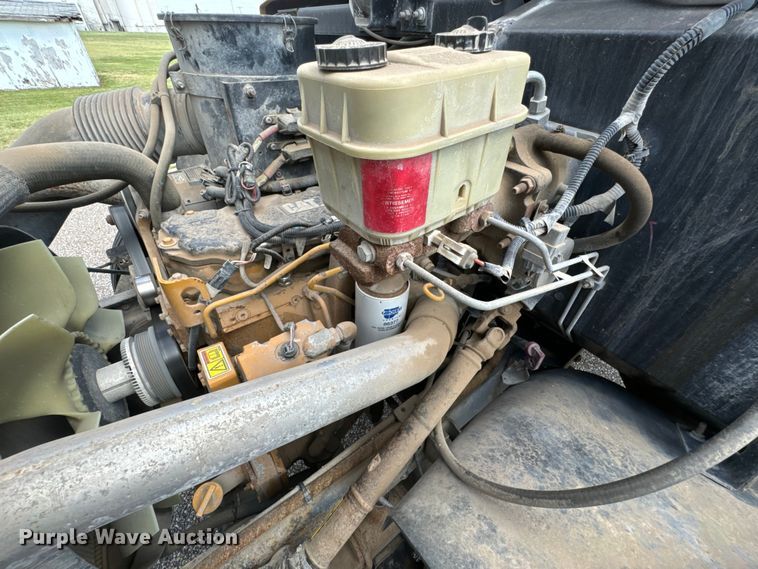 image for item DQ6832 2005 Bluebird Vision school bus