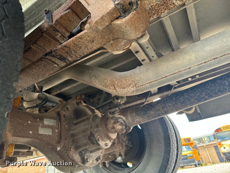 image for item DQ6832 2005 Bluebird Vision school bus