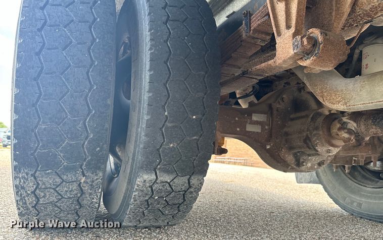 image for item DQ6832 2005 Bluebird Vision school bus