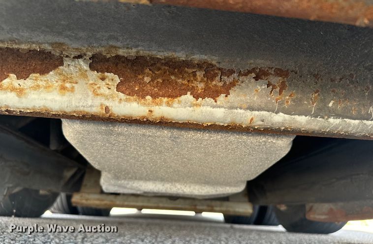 image for item DQ6833 1999 Prevost coach bus