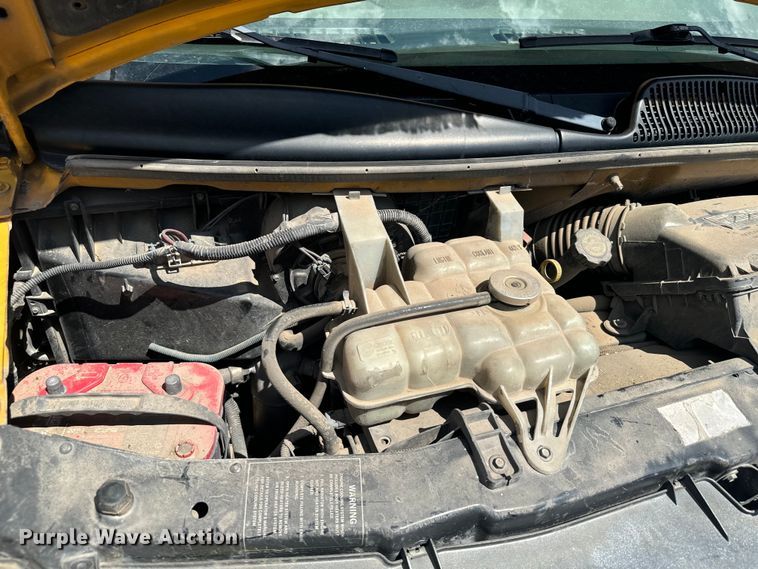 image for item DQ6834 2001 Chevrolet  Express school bus