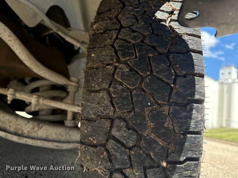 image for item DQ6834 2001 Chevrolet  Express school bus